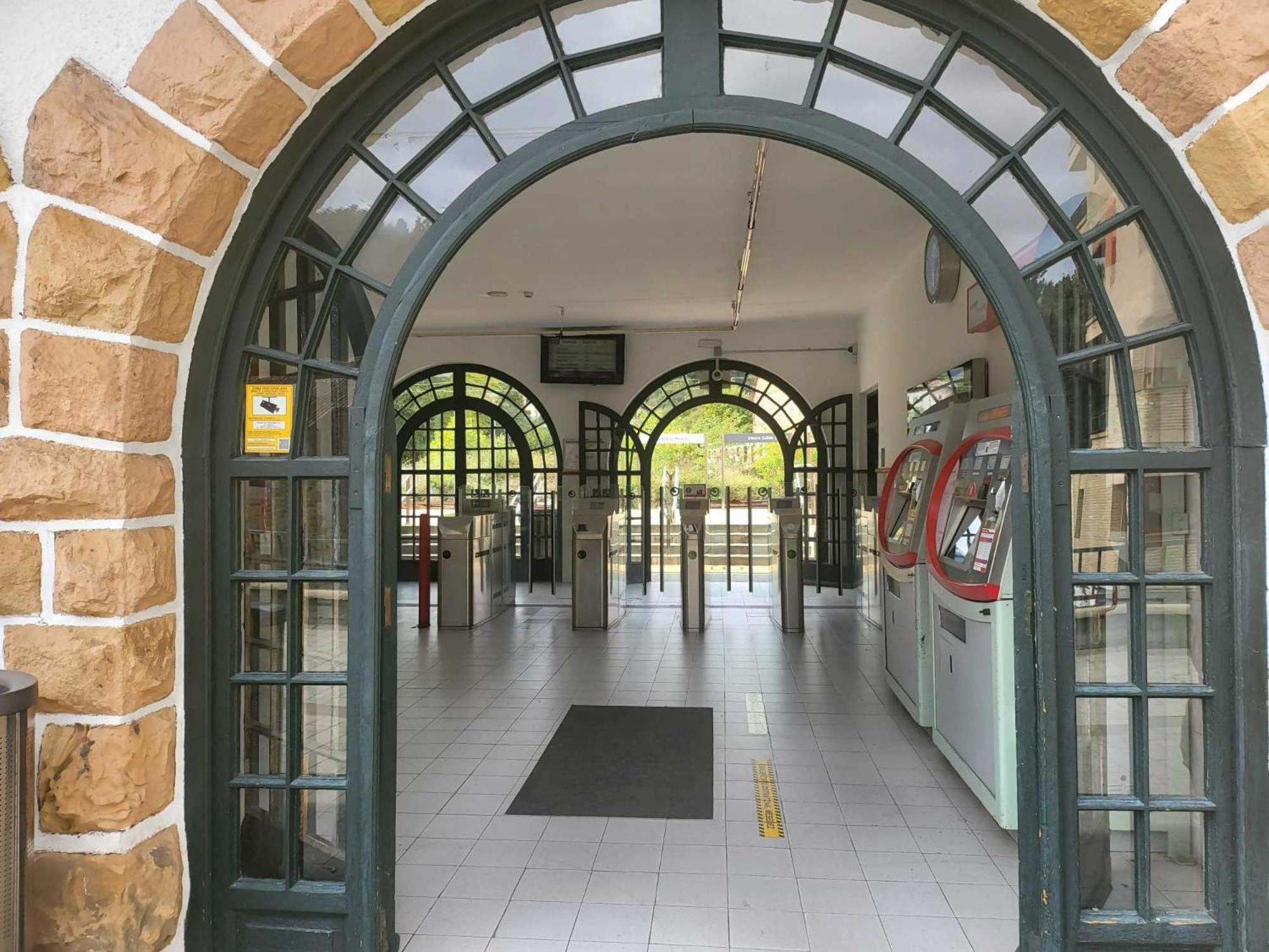 Piso Rio Nervion 15 Minutos Bilbao Διαμέρισμα Ugao-Miraballes Εξωτερικό φωτογραφία