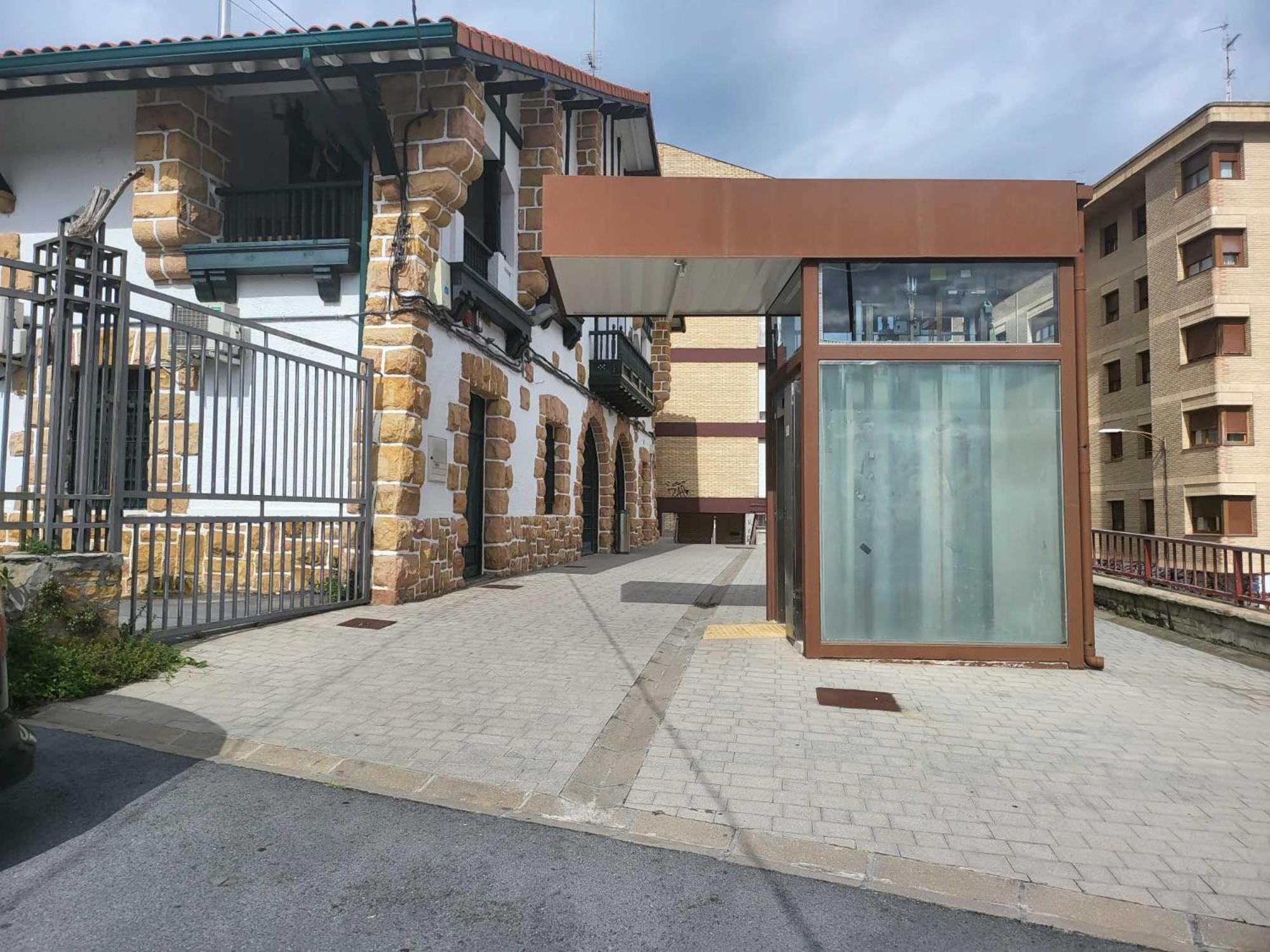 Piso Rio Nervion 15 Minutos Bilbao Διαμέρισμα Ugao-Miraballes Εξωτερικό φωτογραφία
